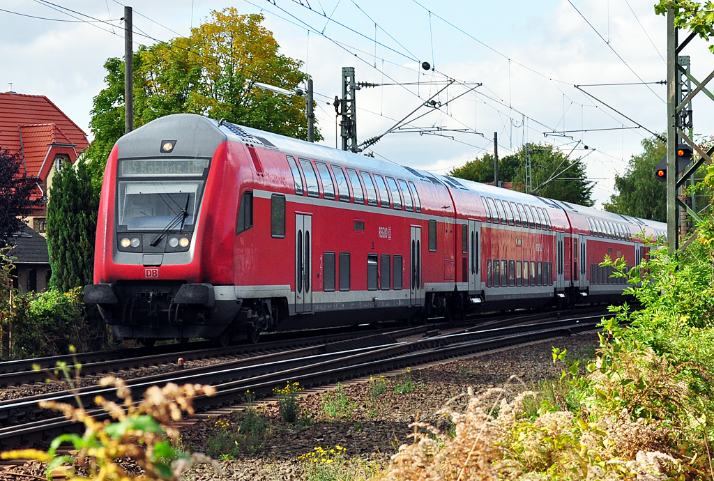 Dosto-Steuerwagen RE5 nach Koblenz durch Roisdorf - 15.10.2012