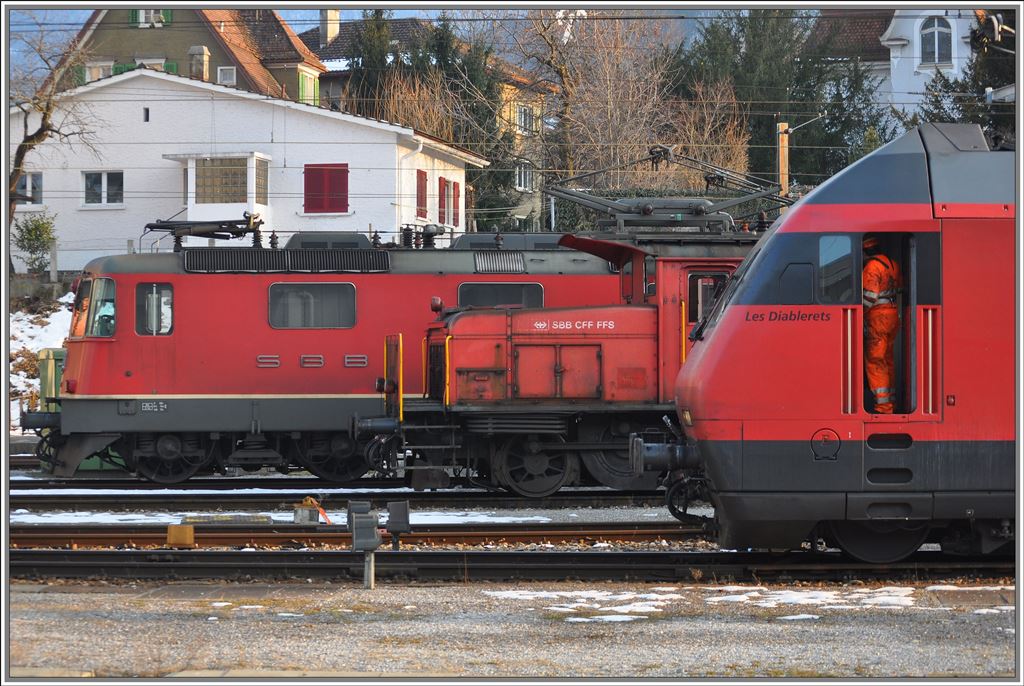 Drei Epochen in Chur Re 4/4 II, Ee 3/3 und Re 460. (16.02.2013)