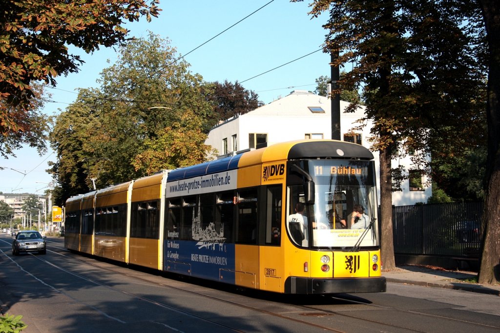 Dresden - DVB/Linie 11 - 2817 an der Hst. Nordstr. am 03.09.2011