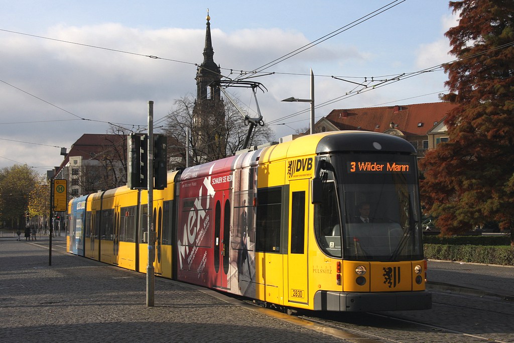 Dresden - DVB/Linie 3 - 2830 an der Hst. Albertplatz am 16.11.2008 