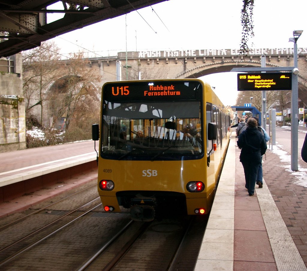 DT8S 4089 als U15 zur Ruhbank am Nordbahnhof 30.01.2010