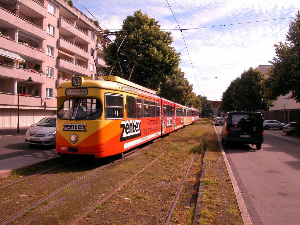 Düsseldorf RBG SL 704 (GT8 2657) Derendorf am 13. Juli 2009.