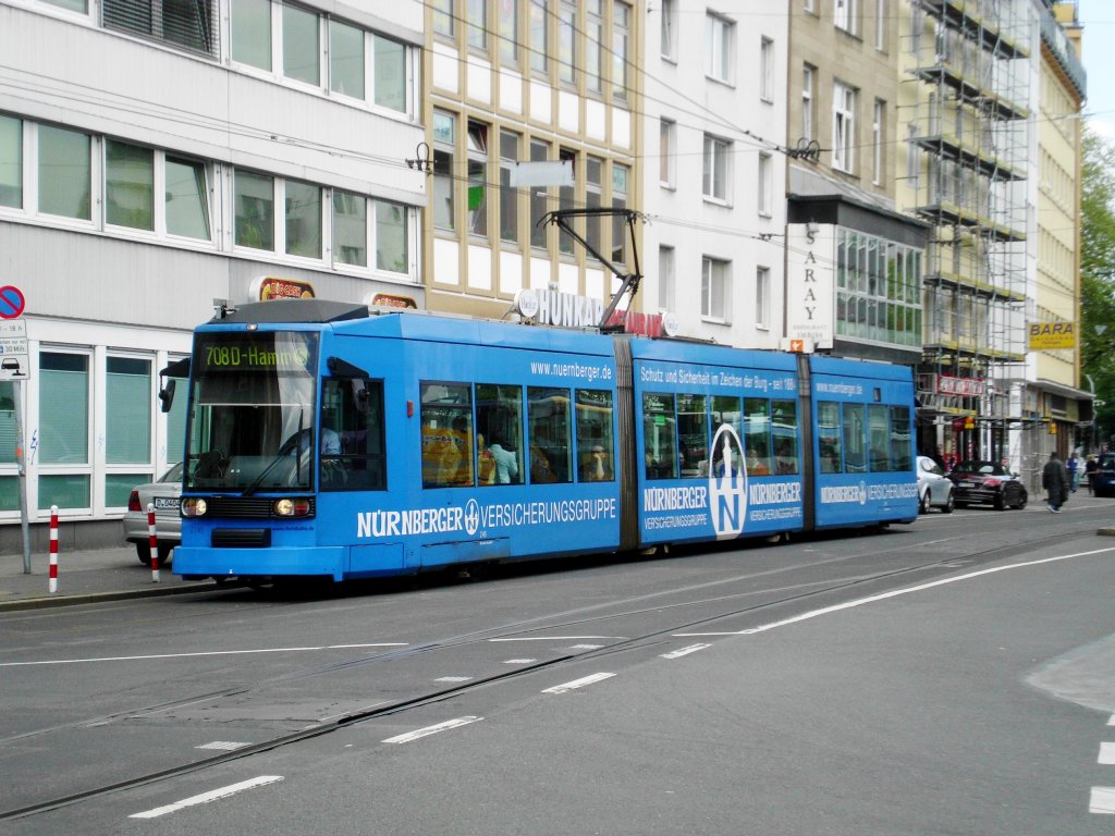  D�sseldorf: Stra�enbahnlinie 708 nach S-Bahnhof D�sseldorf-Hamm am Hauptbahnhof D�sseldorf.(12.5.2013) 