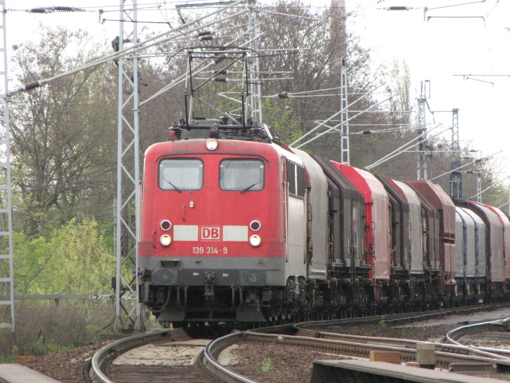 Durchfahrt in Berlin Egw am 27.04.2010