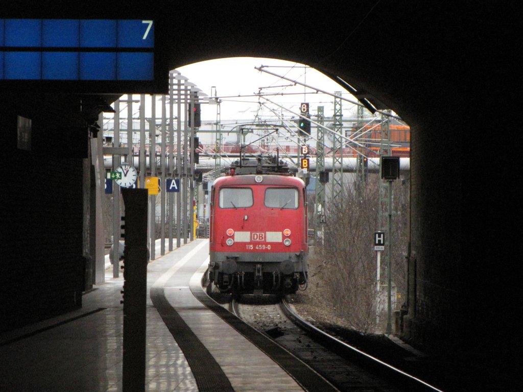 Durchfahrt in Berlin Gesundbrunnen Gleis 7 am 02.03.2010