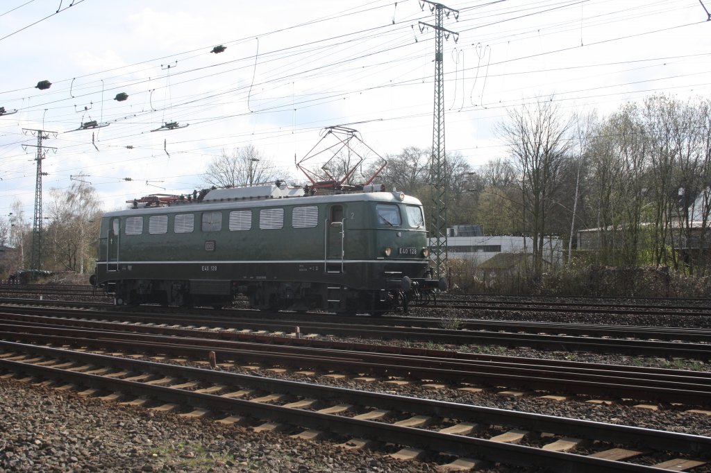 Durchfahrt in Koblenz - Ltzel am 05.04.10: E40 128