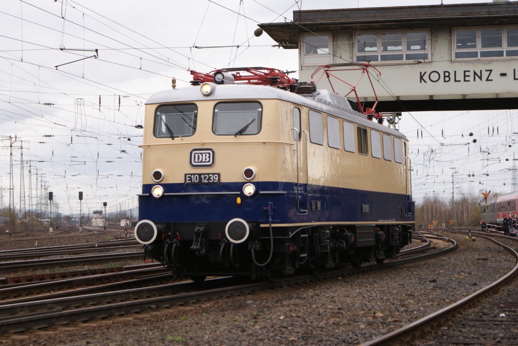 E 10 1239 bei der Lokparade in Koblenz-Ltzel am 03.04.2010
