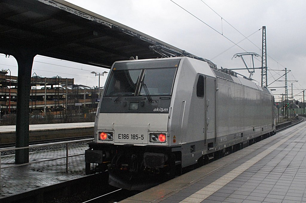 E 186 145-5, am 04.02.2011 in Lehrte.
