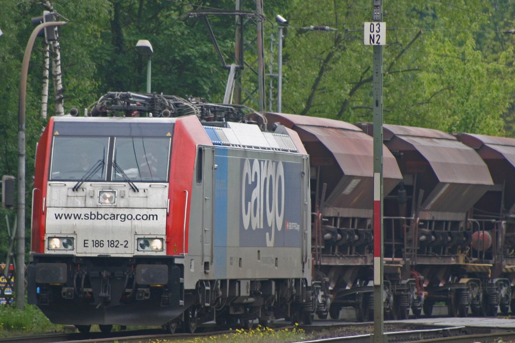 E 186 182 am 8.5.10 in Ratingen-Lintorf