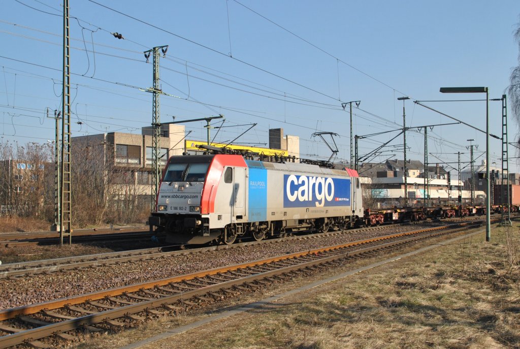 E 186 182 in Lehrte am 03.03.2011.