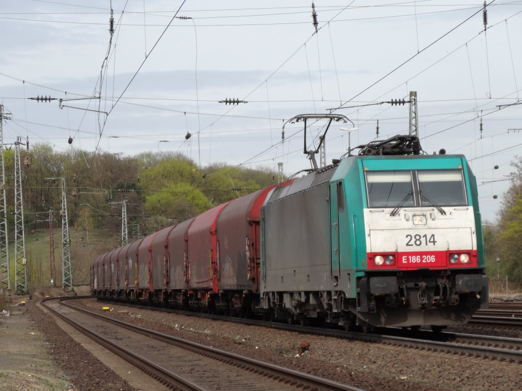 E 186 206 zieht am 17.04.2013 ein GZ durch Kln-West