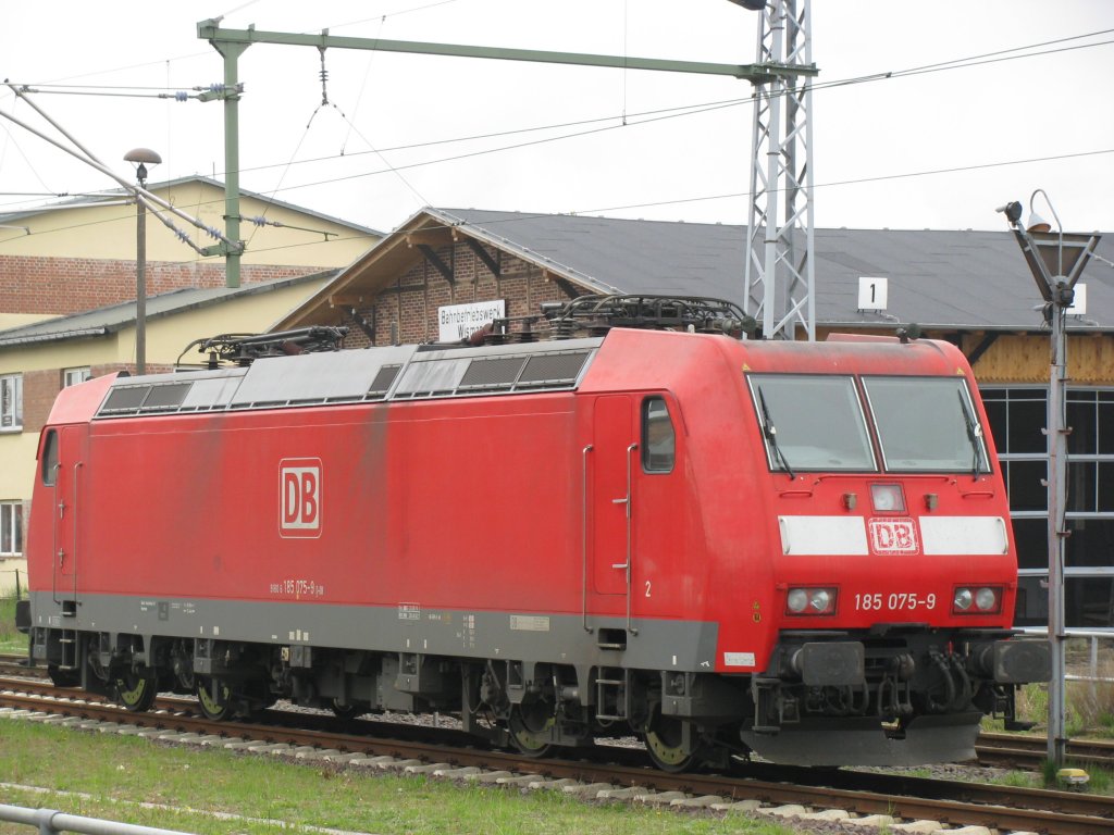 E-Lok BR 185 075-9 der DB AG, Bw Wismar [09.05.2010]
