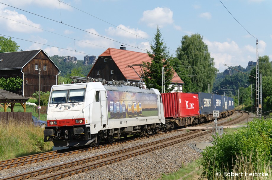 E186 240 unterwegs in Richtung Decin bei Rathen am 12.07.2011