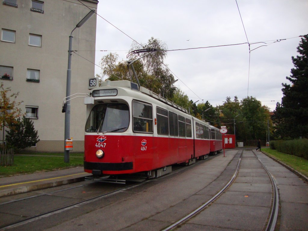 E2 4047 SL 58 Unter St.Veit 20-10-2010
