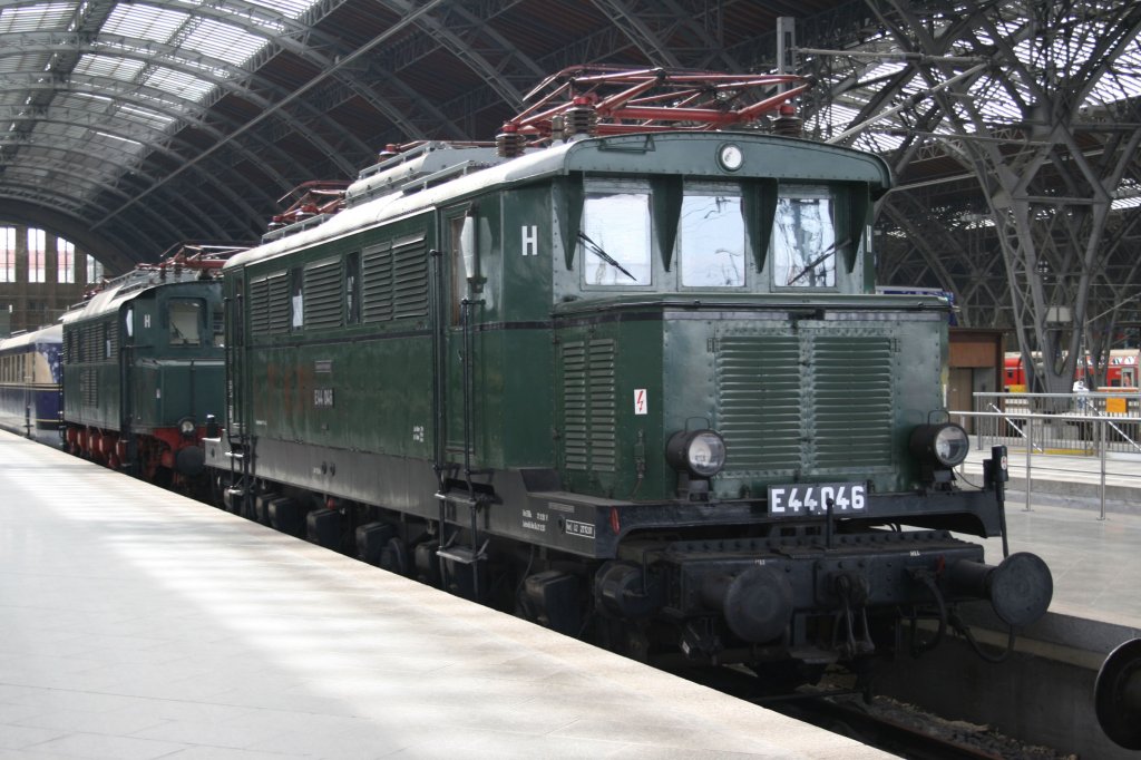E44 046 auf dem Museumsgleis im Leipziger Hauptbahnhof.26.03.2011.