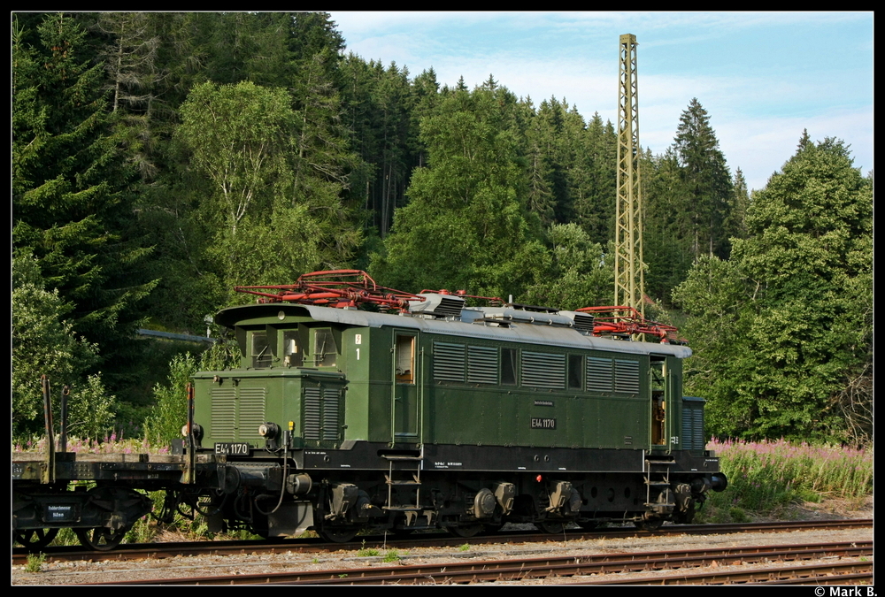 E44 1170 kurz nach ihrer Ankunft und bergabe an die IG Dreiseenbahn in Seebrugg. Aufgenommen am 25.07.10
