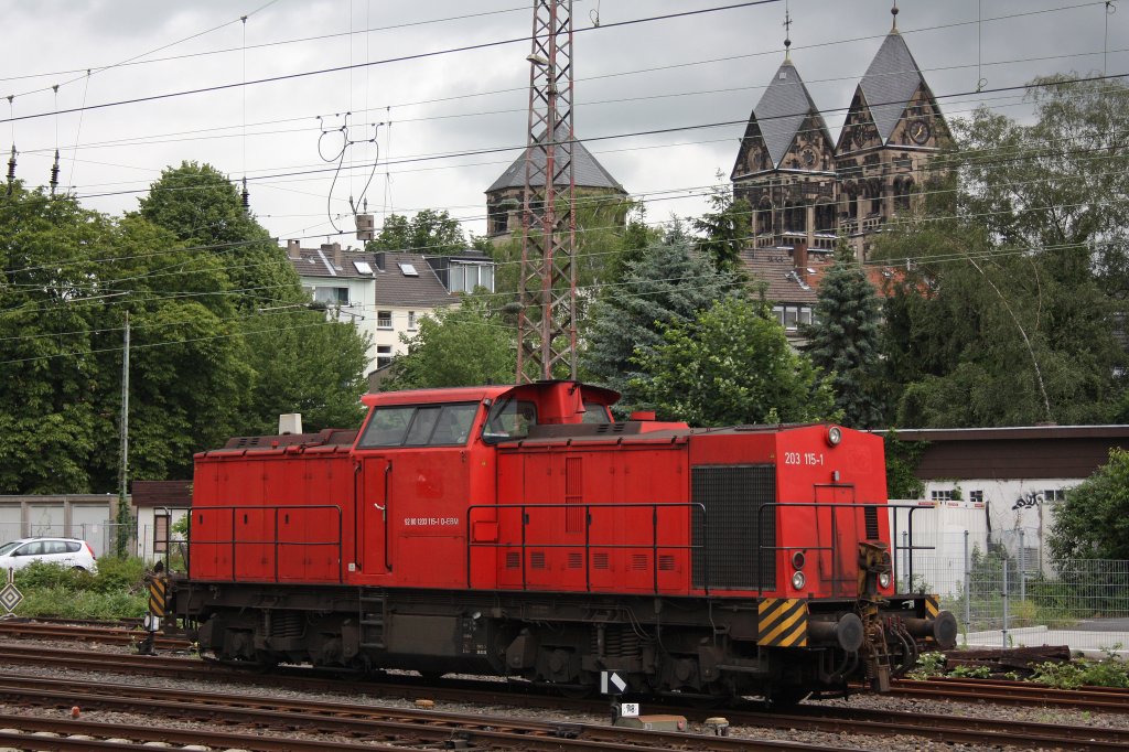 EBM Cargo 203 115 am 16.6.12 in D�sseldorf-Rath.