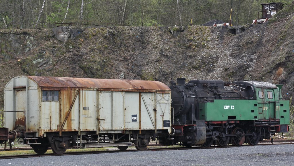 EBV, Grube Anna, Lok 12 (Herst. Krupp, Baunr. 4248, Bauj. 1961, Bauart Dt h2) im Westf�lischen Industriemuseum (WIM),
Standort Henrichsh�tte, 45527 Hattingen (10.04.2010)