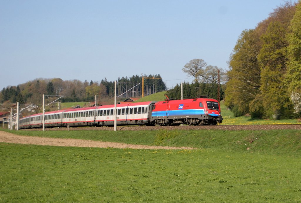 EC 111 Mnchen - Klagenfurt in der Axdorfer Kurve am 17.04.2011