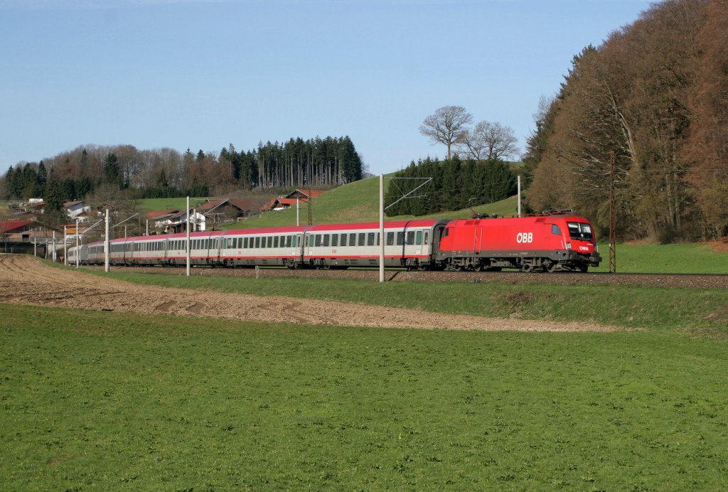 EC 111 nach Klagenfurt in der Axdorfer Kurve am 03.04.2011