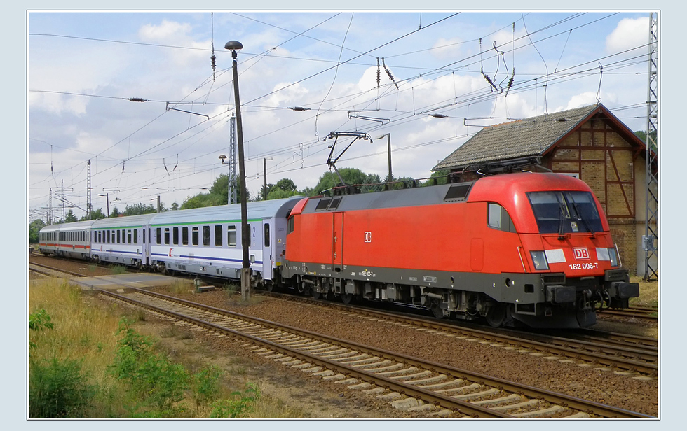 EC 249 bei einer Umleitung in Elsterwerda-Biehla, 13.07.2011