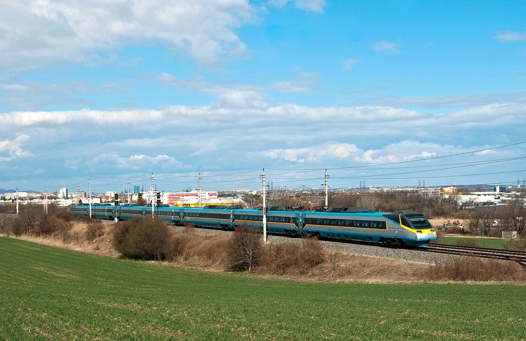 EC 72  Smetana  (Wr. Neustadt - Prag) am 28.03.2010. kurz vor Mdling.