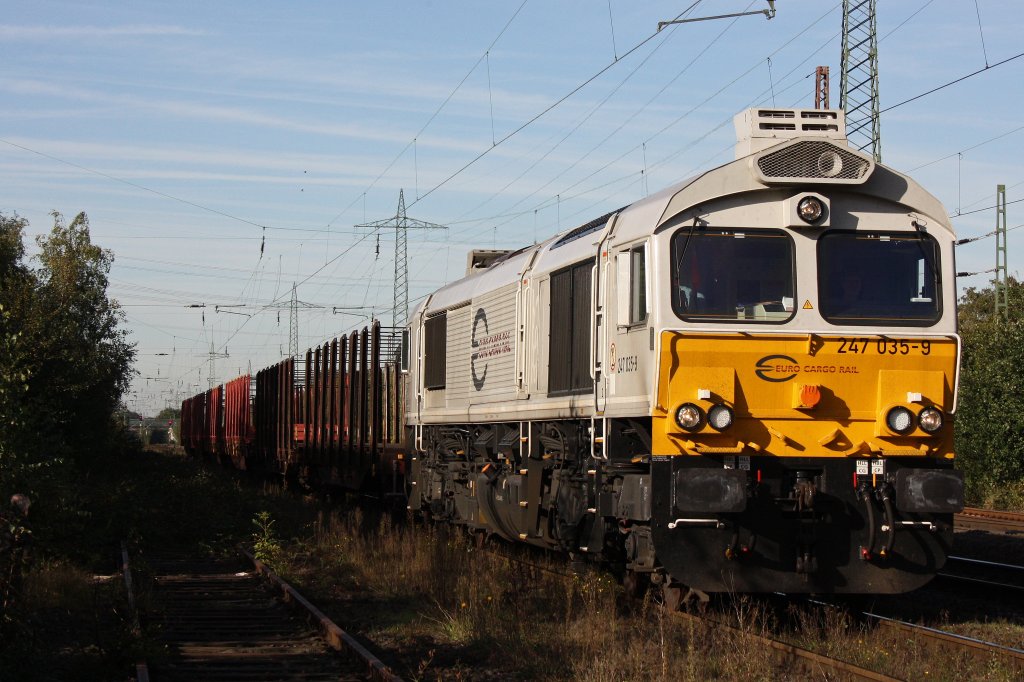 ECR 247 035 am 14.10.11 bei der Durchfahrt durch Ratingen-Lintorf.