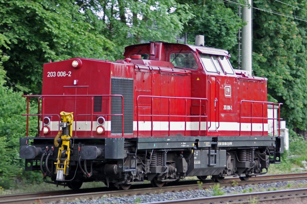 EfW 203 006 am 13.5.11 in Ratingen-Lintorf-Gru� an den Tf!