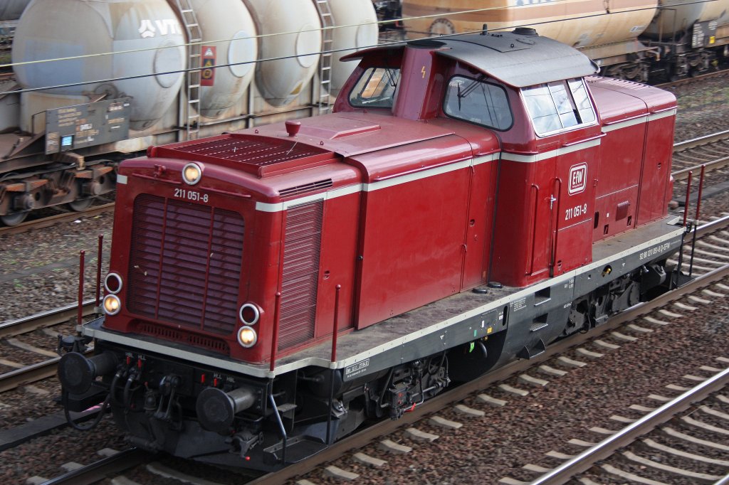 EfW 211 051 am 21.10.12 als Lz in Linz am Rhein.