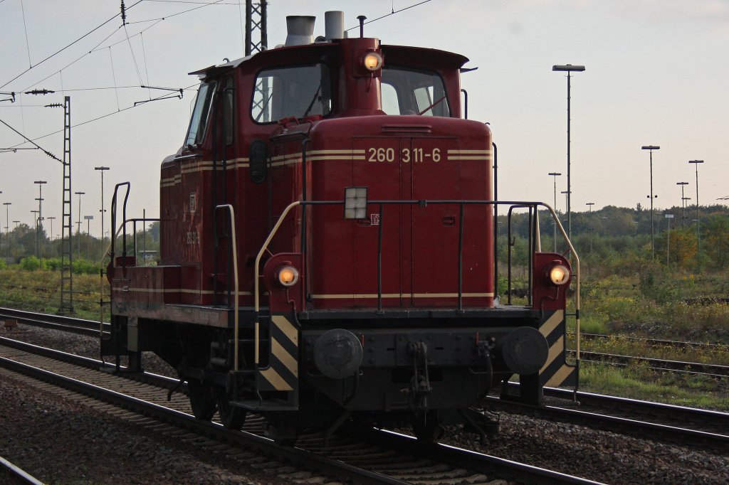 EfW 260 311 am 8.10.10 Lz in Duisburg-Bissingheim