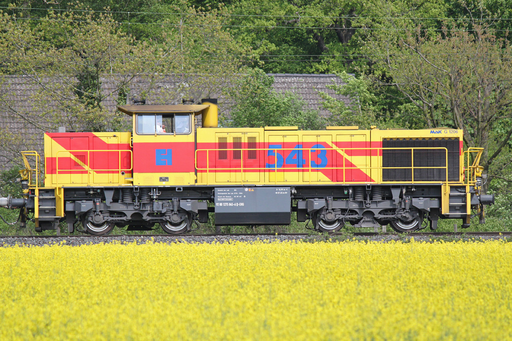 EH543 zieht am 4.5.12 einen Klakzug durch Ratingen-Lintorf.