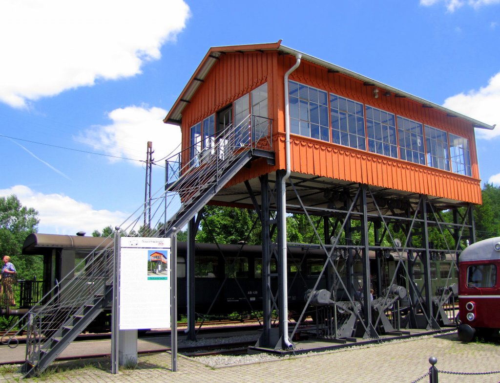 Ehemaliges Reiterstellwerk aus Konstanz und gegenwrtiges Museumstellwerk aus dem Jahr 1886 im Bf Blumberg-Zollhaus; 23.06.2010