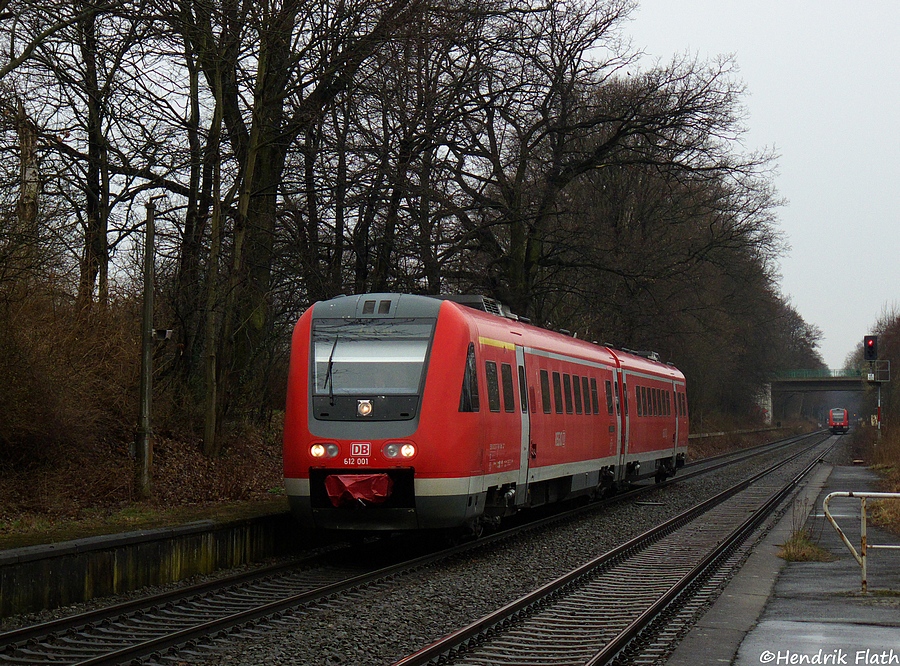 Eigentlich nur als Probeschuss fr 01 0509 angedacht, aber das sich das Foto gelohnt hat zeigt ein Blick auf die Betriebsnummer: 612 001 eilt am 27.03.2010 durch den Hp Langebrck bei Dresden