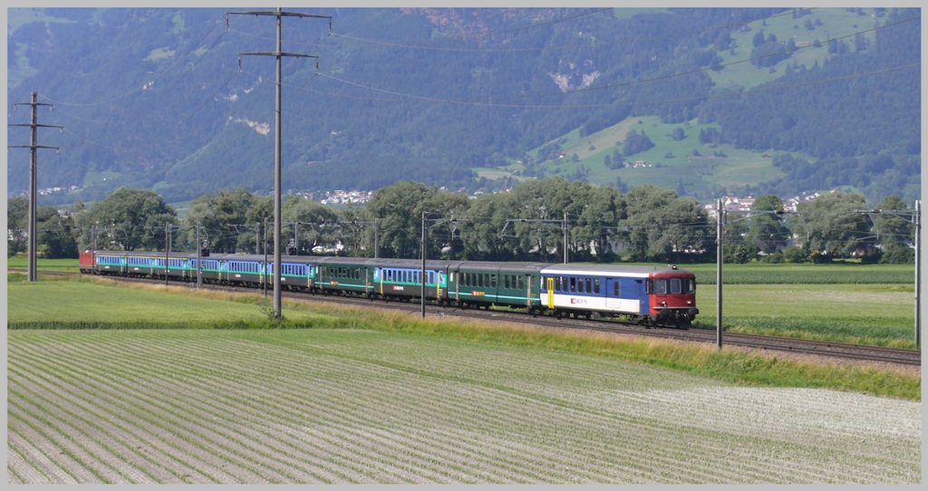 Ein ausgefallener oder verspteter IC kann auch ein Glcksfall sein, kommt mir doch an Stelle von IC577 der Dispopendel bei Zizers entgegen. (28.06.2010)