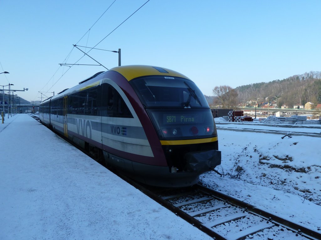 Ein Desiro der Stdtebahn Sachsen GmbH steht als SB 71 nach Pirna in Bad Schandau bereit. 29.01.2011
