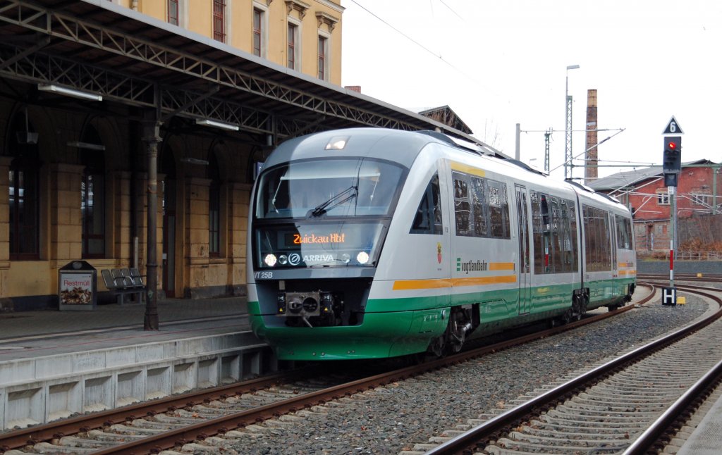 Ein Desiro der Vogtlandbahn erreicht am 13.11.10 den bahnhof Reichenbach(Vogtland) auf dem Weg nach Zwickau.