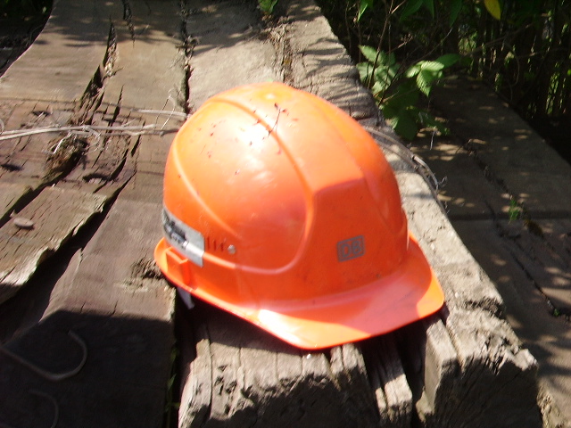 Ein Helm eines Rangierers in Frankfurt Ost am 08.06.08 