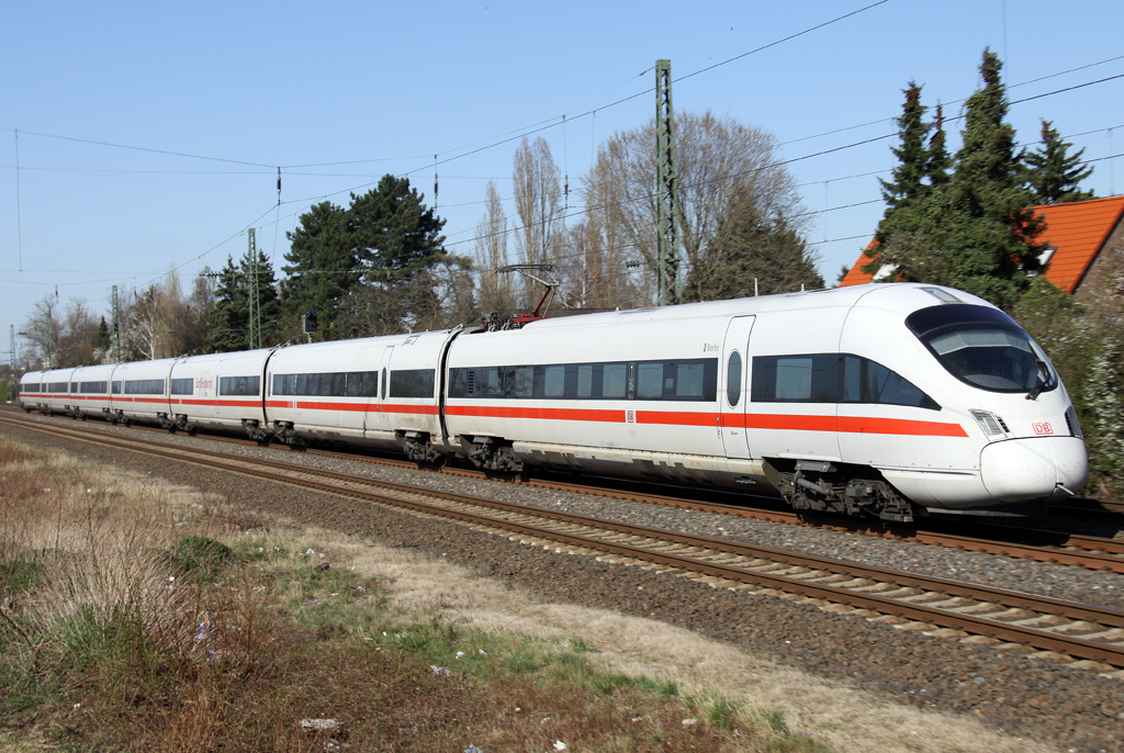 Ein ICE-T durchf�hrt Angermund am 25.03.2012