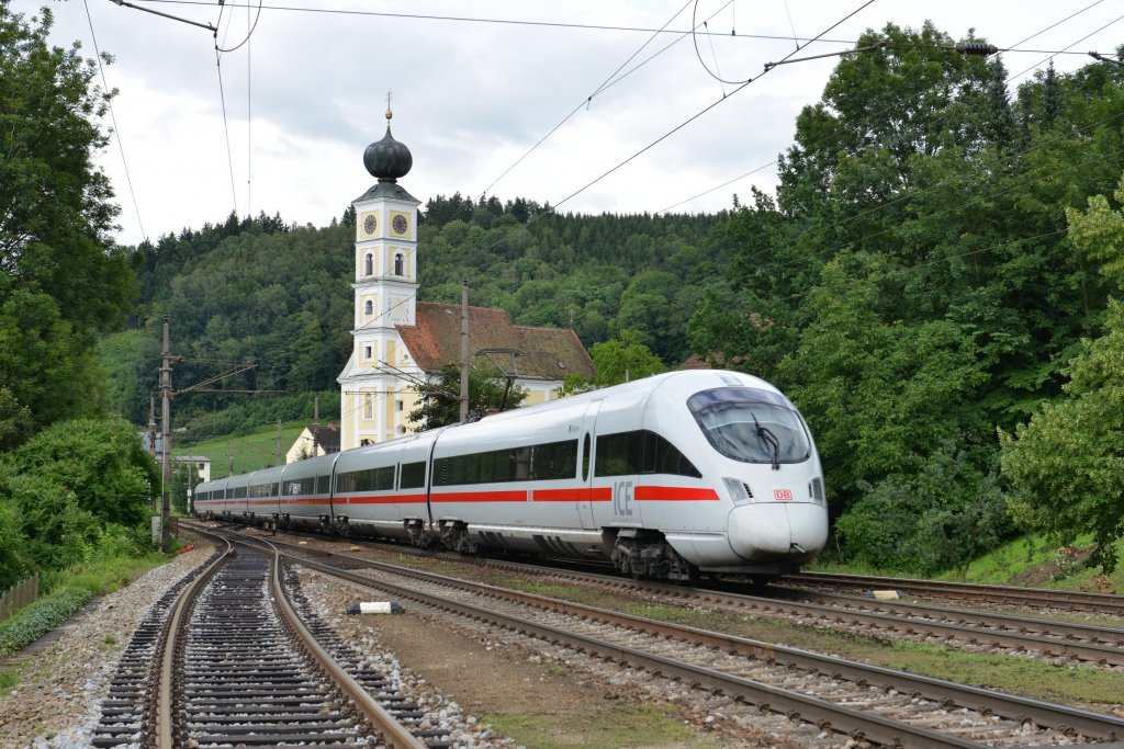 Ein ICE-T nach Frankfurt (Main) Hbf am 14.07.2012 unterwegs bei Wernstein.