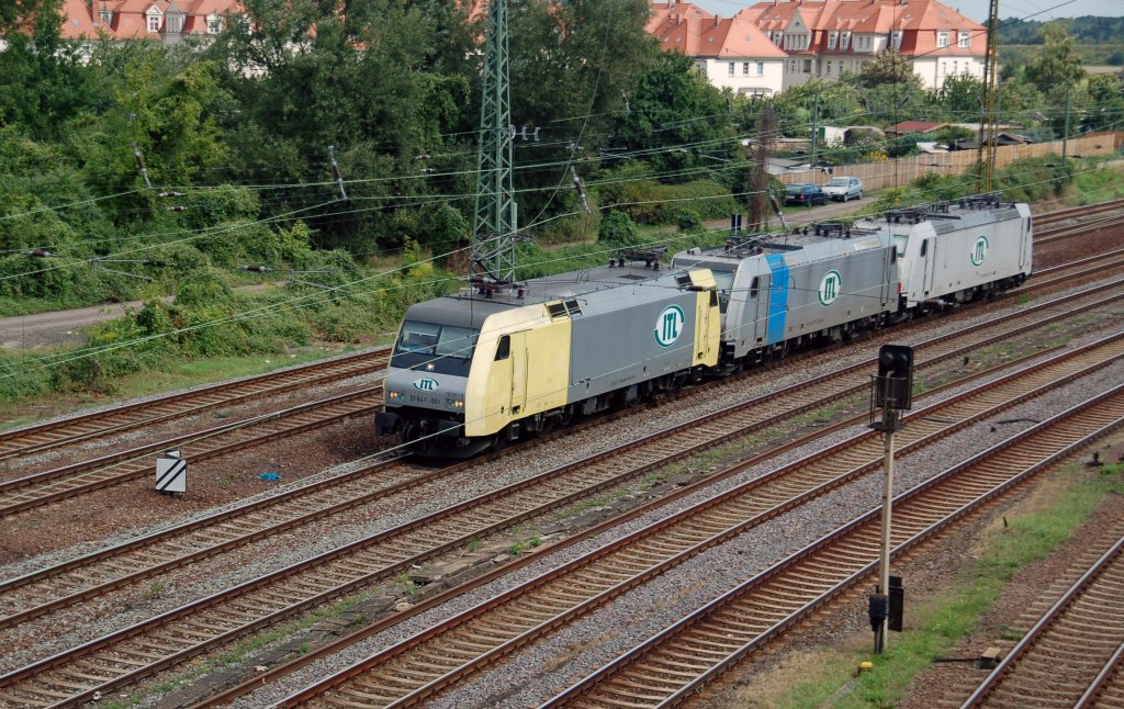 Ein ITL-Lokzug, gefhrt von ES 64 F - 901, fhrt am 22.08.10 aus Richtung Bitterfeld kommend vorbei am Rbf Halle(S).