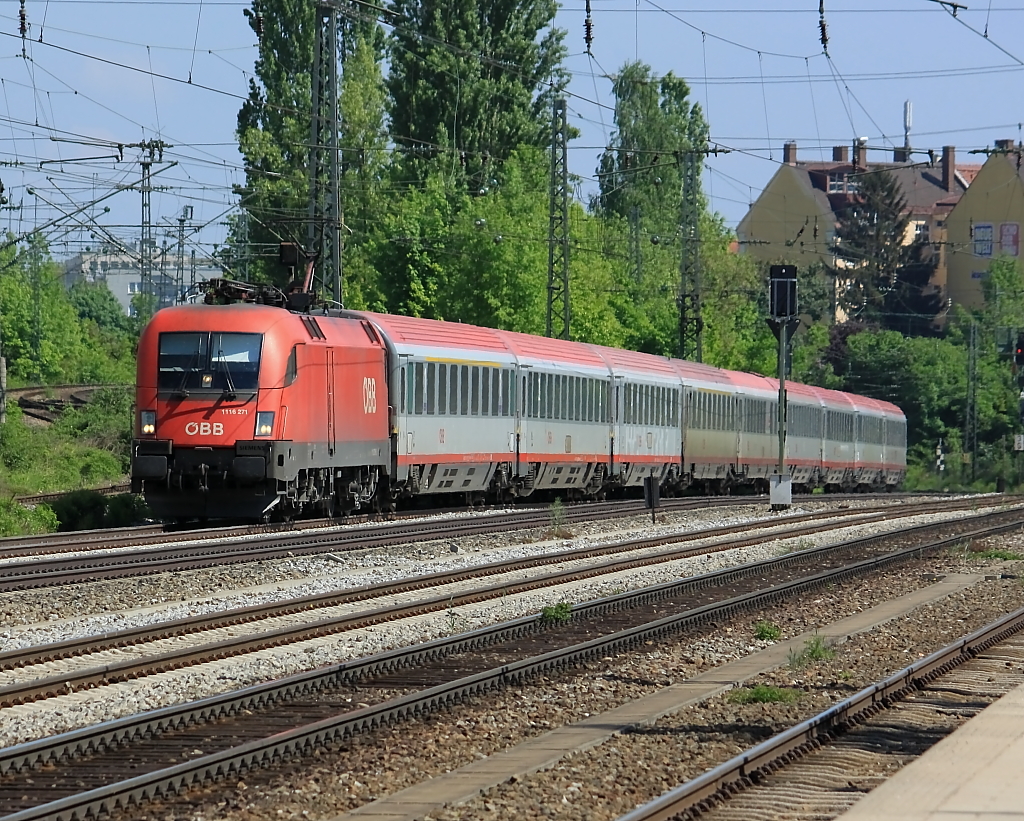 Ein BB Eurocity durchfhrt Mnchen Heimeranplatz auf dem Weg zum Mnchener HBF (18.05.2013)