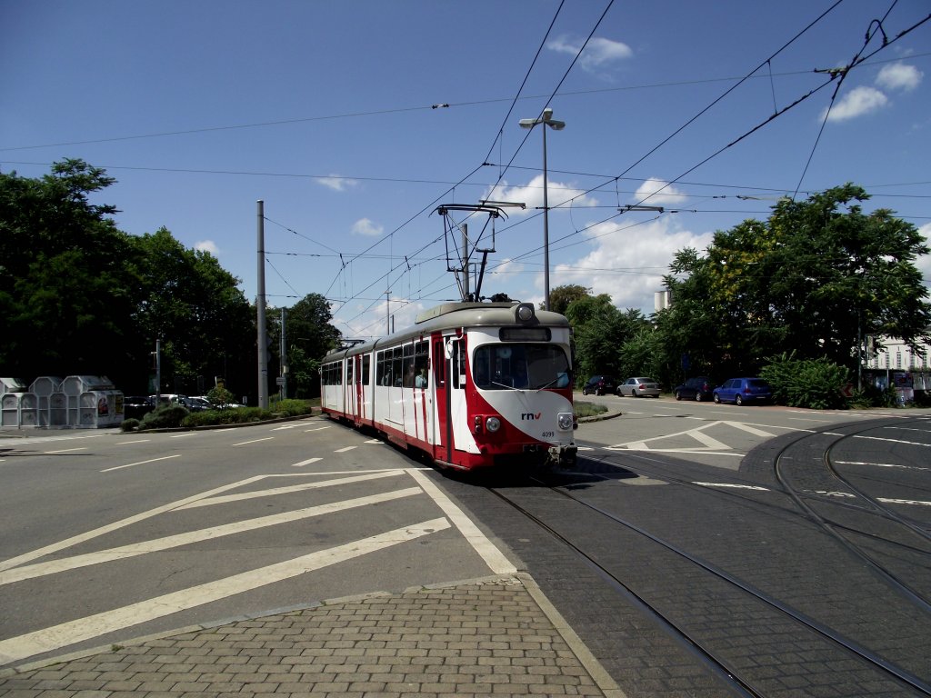 Ein OEG Dwag GT8 in Heidelberg am 08.07.11 