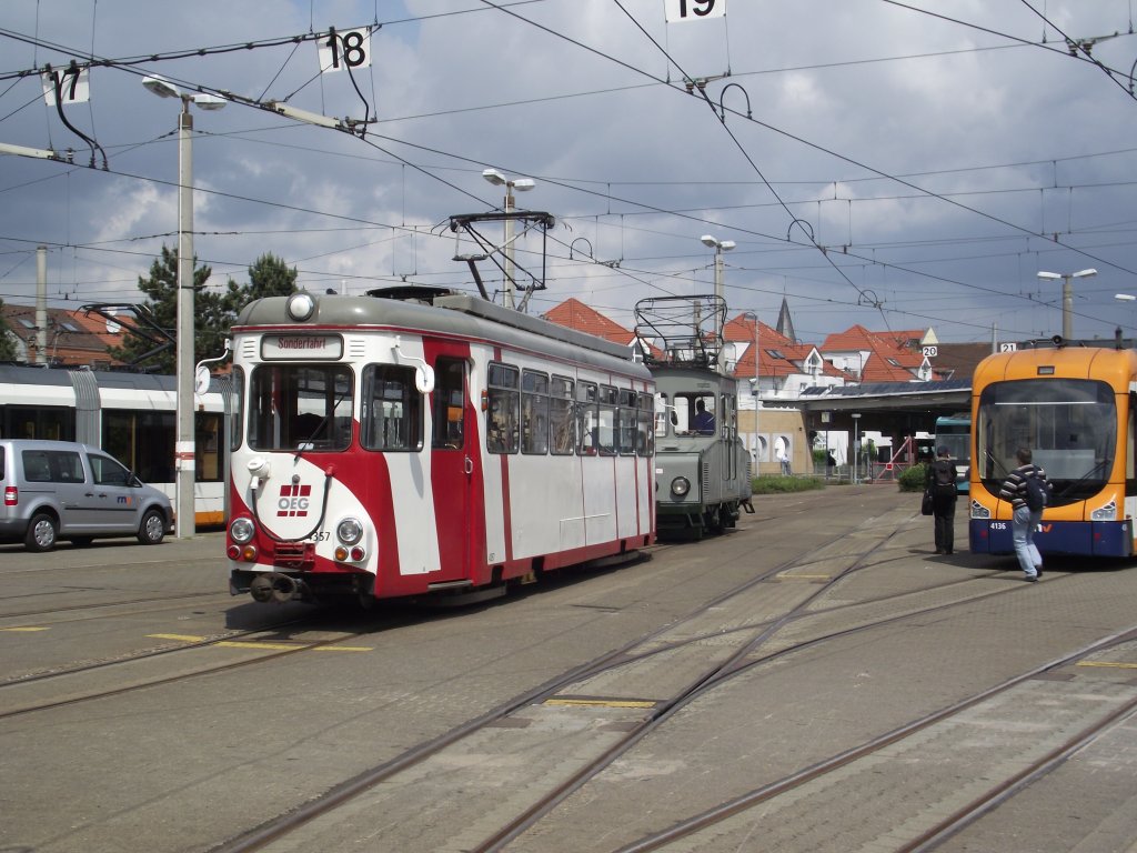 Ein OEG Rast�tter in K�fertal Betriebshof am 15.05.11 wir durften durch die IGN Sonderfahrt 100 Jahre OEG auf das Gel�nde 