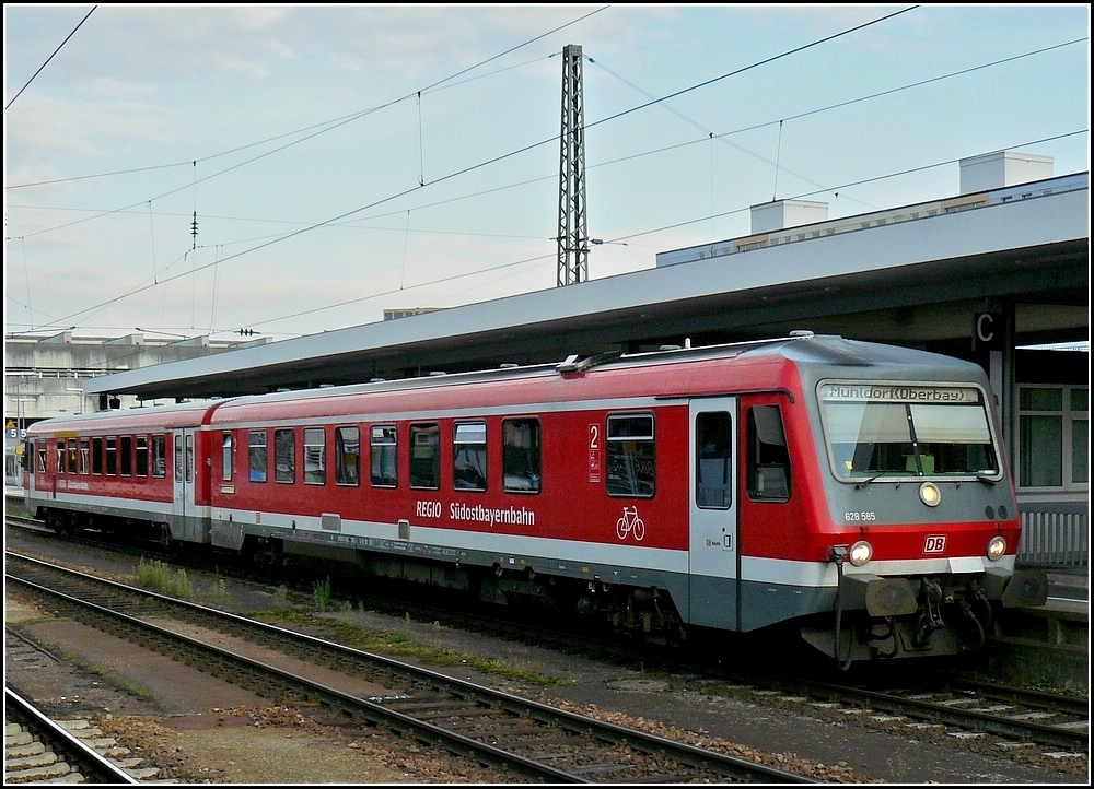 Ein Regio der Sdostbayernbahn nach Mhldorf (Oberbayern) aufgenommen im Bahnhof von Passau am 10.09.2010. (Hans)  