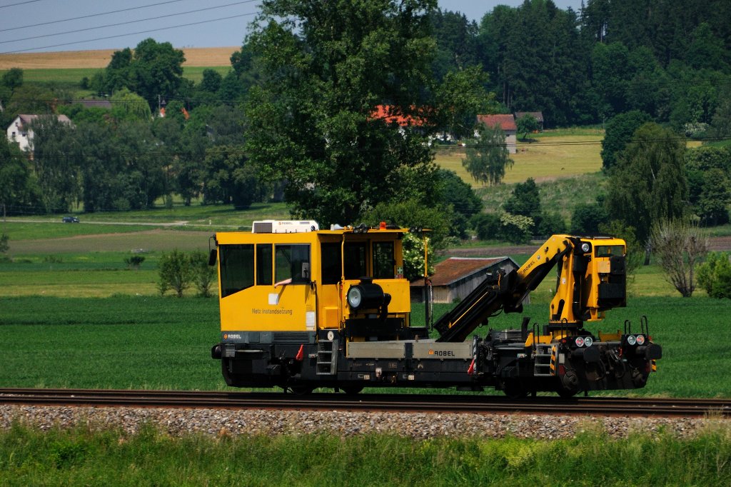 Ein Rottenkraftwagen von Robel eilt Ulm entgegen. (KBS 980, 28.05.2012).