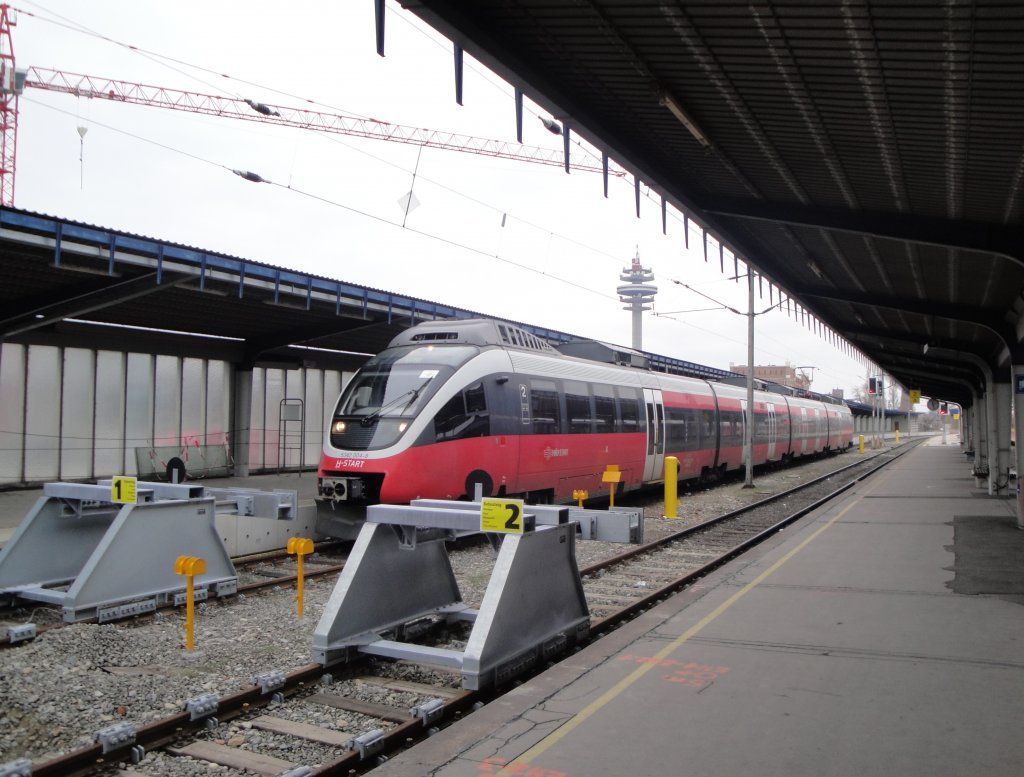 Ein Talent in der MAV Ausfhrung ist gerade von Osten her in den Wiener Ostbahnhof gefahren