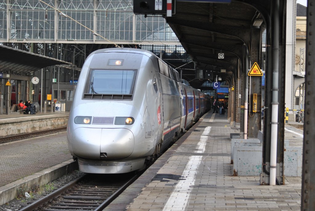 Ein TGV Pos am 26.12.2011 im Hauptbahnhof von Frankfurt am Main.