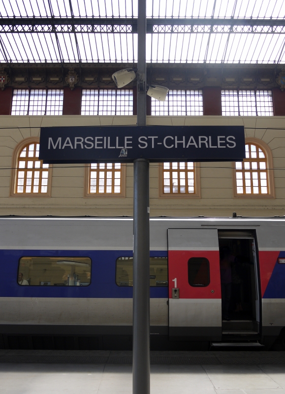 Ein TGV Sud-Est im Bahnhof von Marseille St.Charles, 8.9.2011