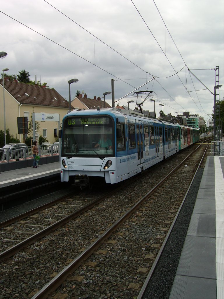Ein U5 Wagen der VGF am 18.06.11 in Oberursel 
