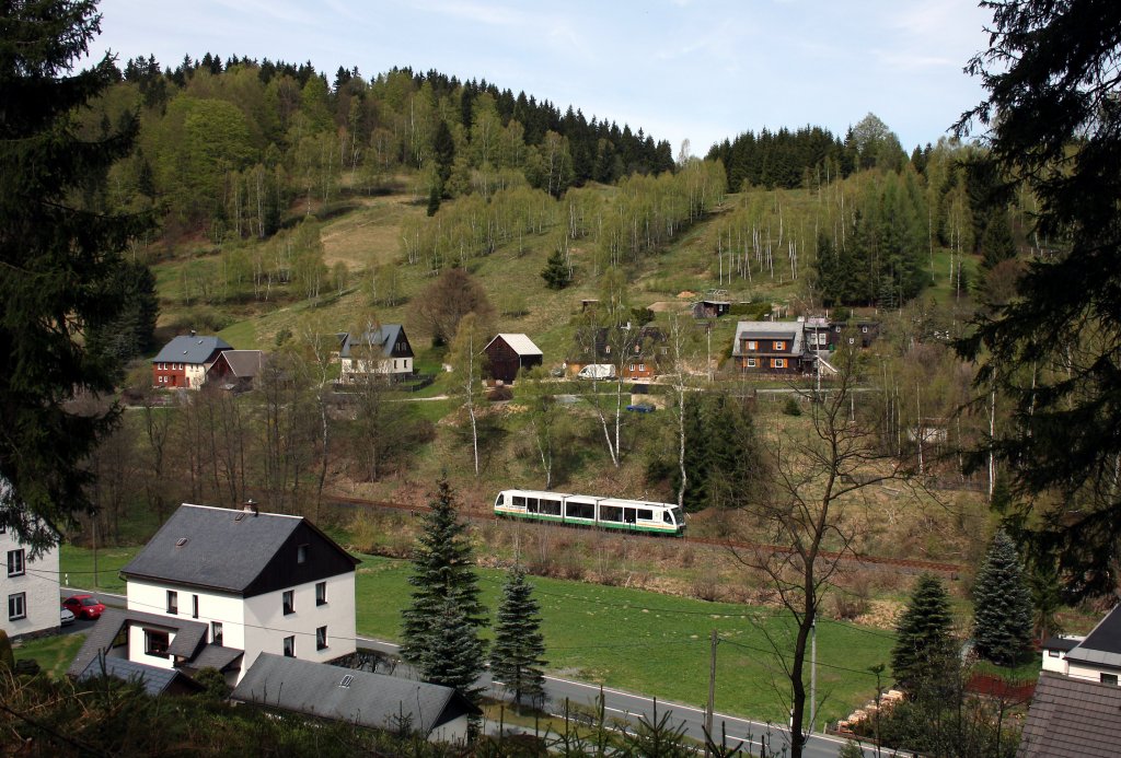 Ein unbekannter RVT als VBG20813 Zwickau - Graslitz (- Falkenau) in Zwota, 30.4.012.